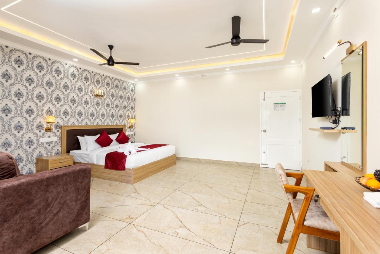 Esaa Airport Hotel Kochi Exteriér fotografie