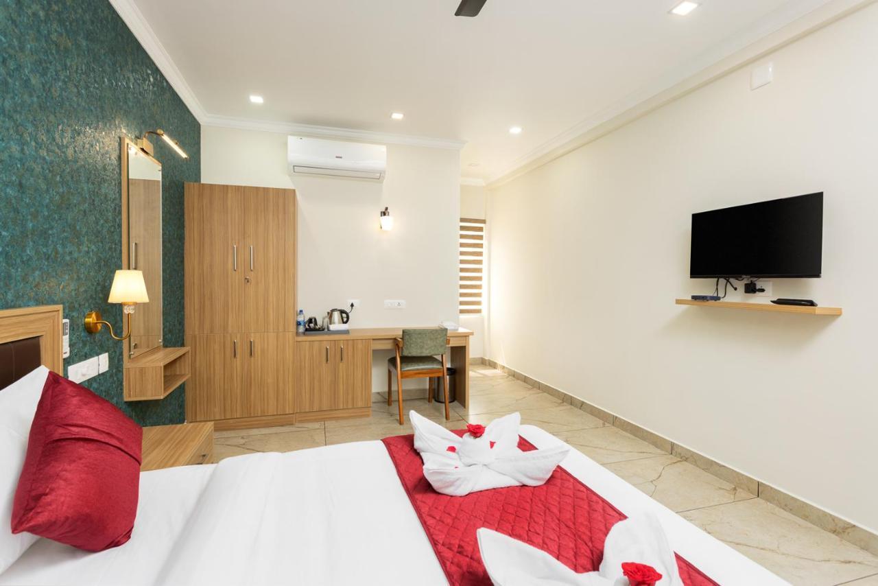 Esaa Airport Hotel Kochi Exteriér fotografie